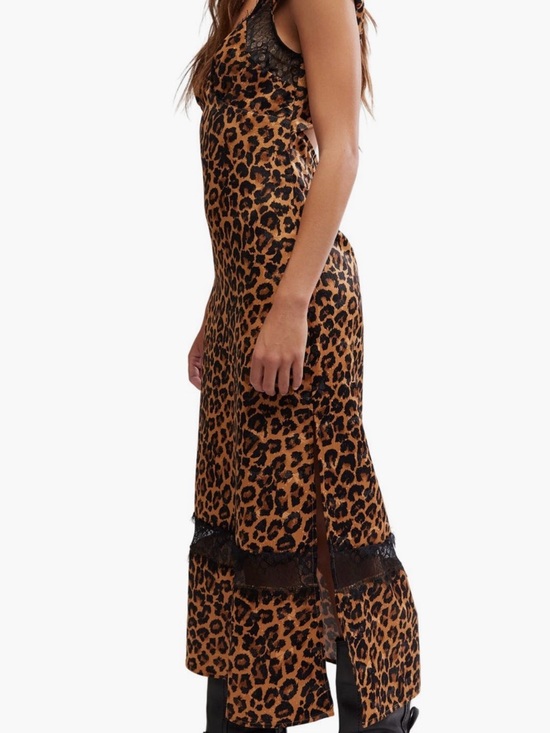 Free People Dresses & Skirts - Free People Leopard Print Slip Dress with Black Lace Trim